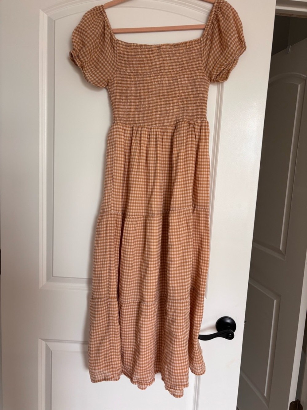 Gingham Smocked Puff Sleeve midi Dress - Camel Beige